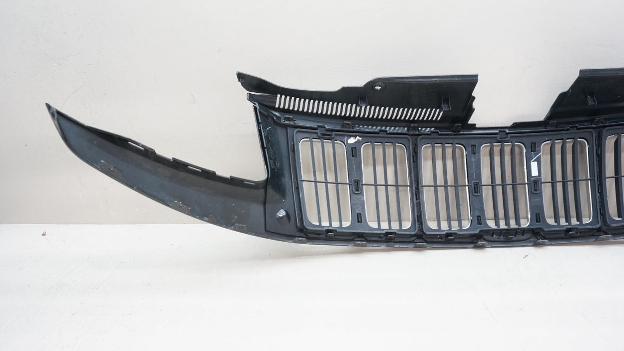 2014-2016 JEEP GRAND CHEROKEE FRONT UPPER CENTER RADIATOR GRILLE OEM 1WL32TRM