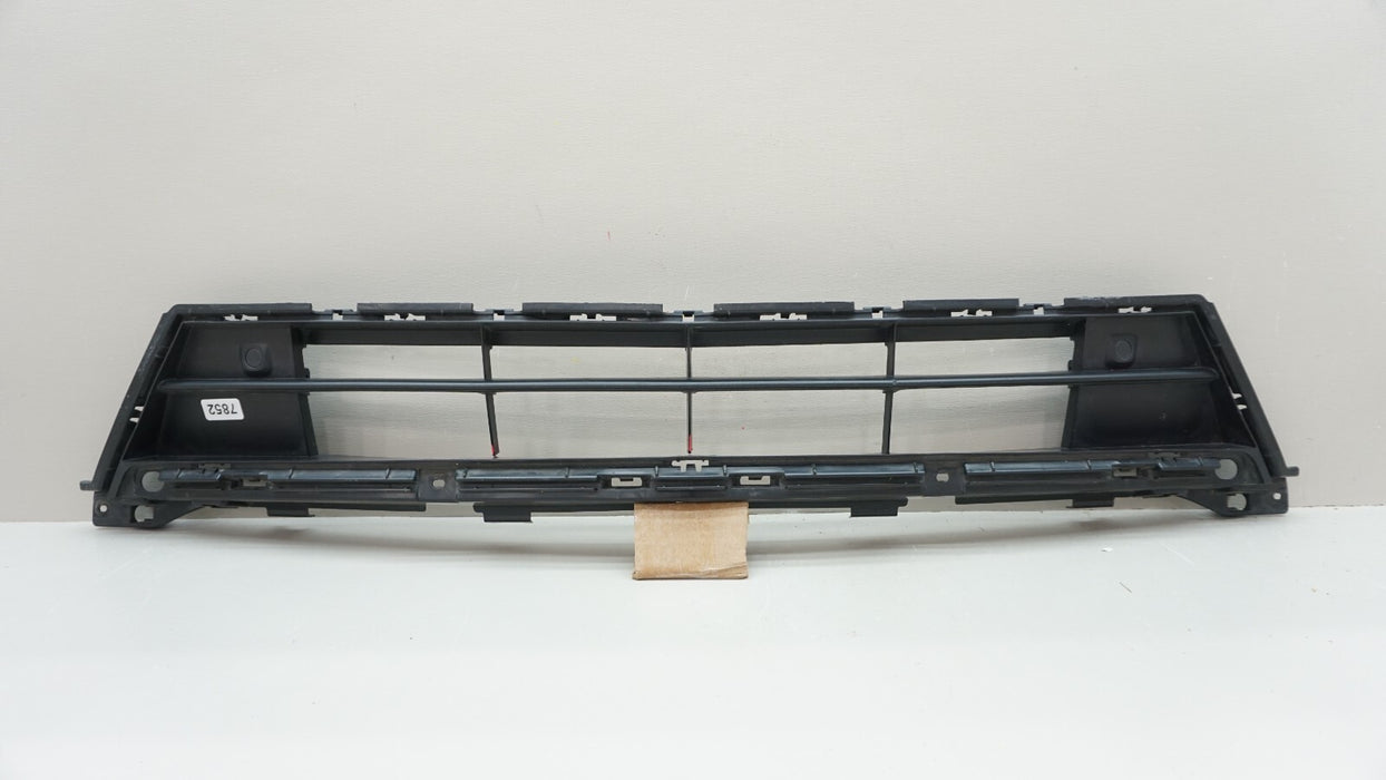 2017-2020 ACURA MDX FRONT LOWER RADIATOR GRILLE OEM 17 18 19 20