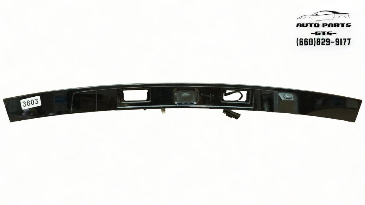 2018-2019 LAND ROVER DISCOVERY SPORT REAR TAILGATE LICENSE TRIM OEM HK72-40406-G