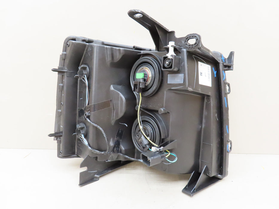 2007-2013 CHEVROLET SILVERADO 1500 FRONT LEFT DRIVER HEADLIGHT HALOGEN OEM