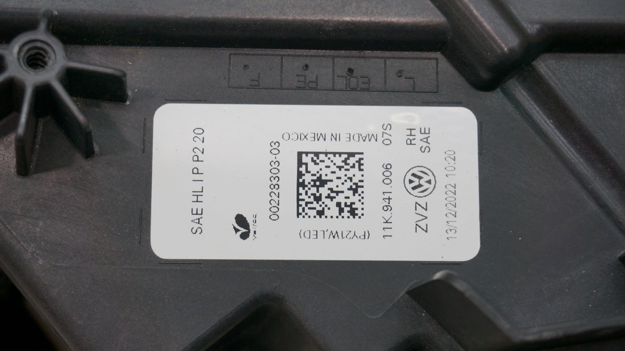 2020-2024 VOLKSWAGEN ID.4 FRONT RIGHT PASSENGER SIDE LED HEADLIGHT OEM