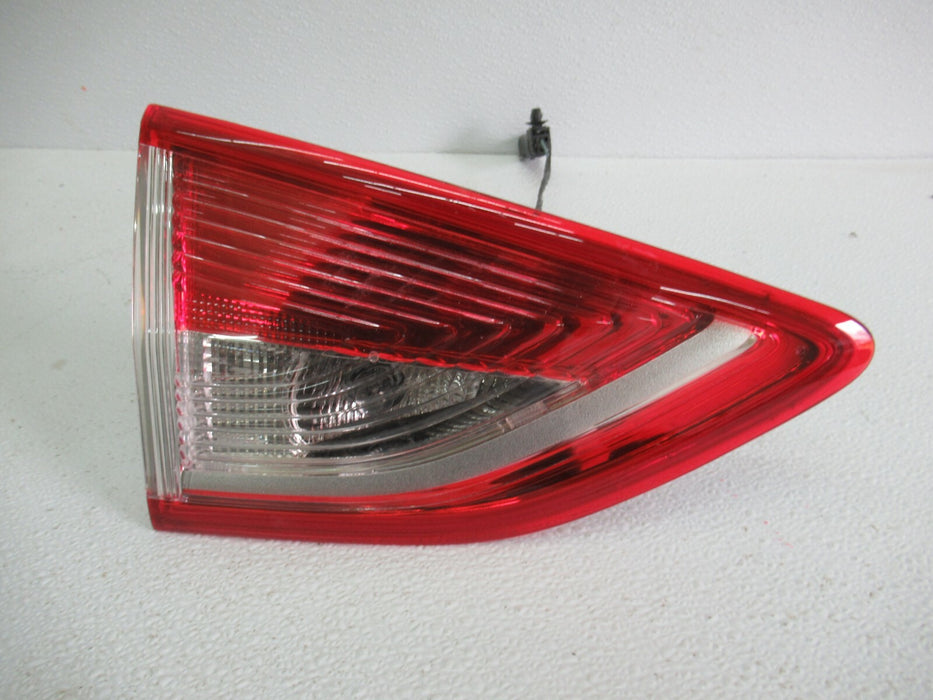 2013-2016 FORD ESCAPE REAR LEFT DRIVER SIDE TAIL LIGHT HALOGEN STOP LAMP OEM