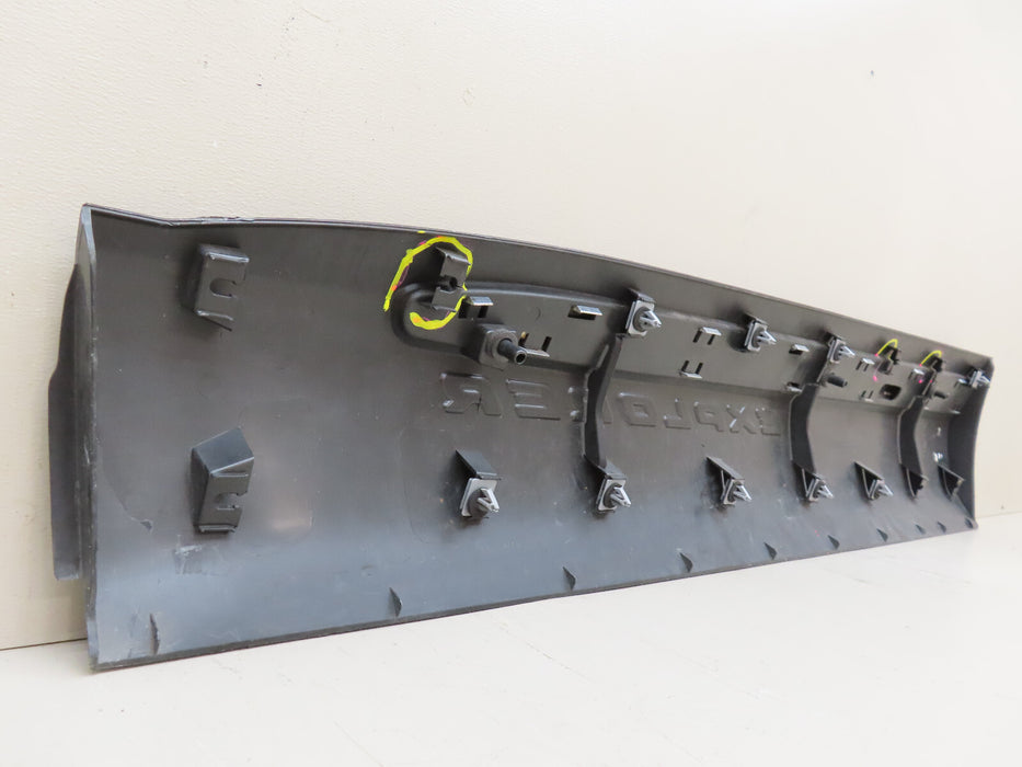 2020-2021 FORD EXPLORER FRONT RIGHT PASSENGER DOOR LOWER MOLDING OEM LB5B-S20848