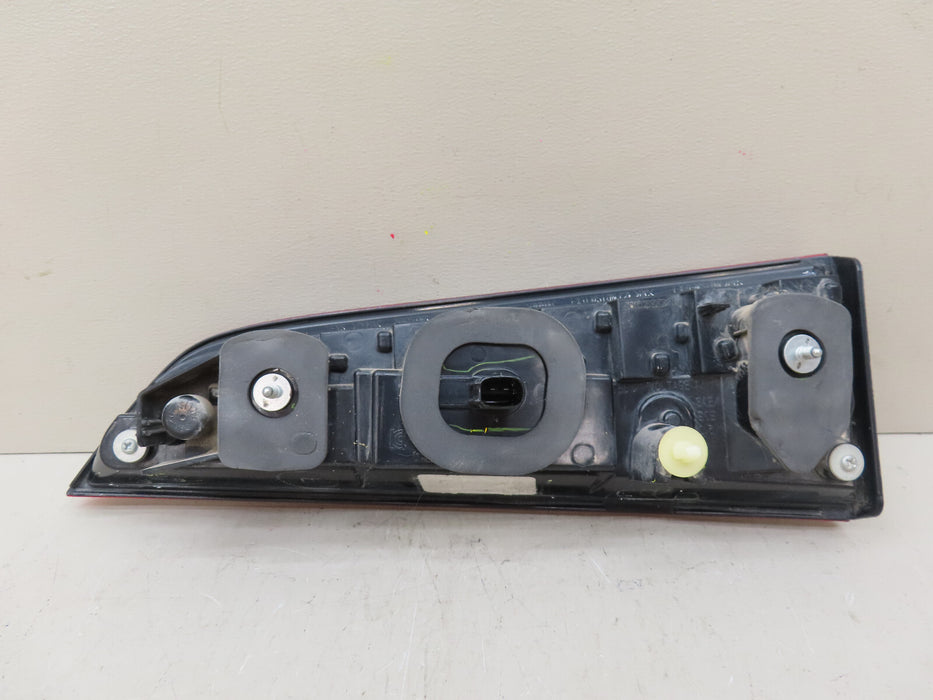 2016-2018 HONDA PILOT REAR LEFT DRIVER SIDE INNER TAIL LIGHT OEM