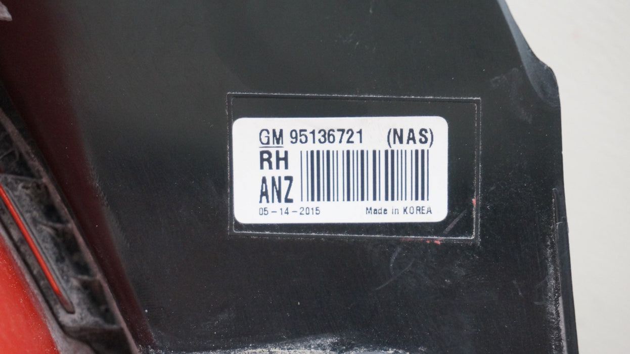 2013-2019 CHEVROLET TRAX REAR RIGHT PASSENGER SIDE TAIL LIGHT OEM