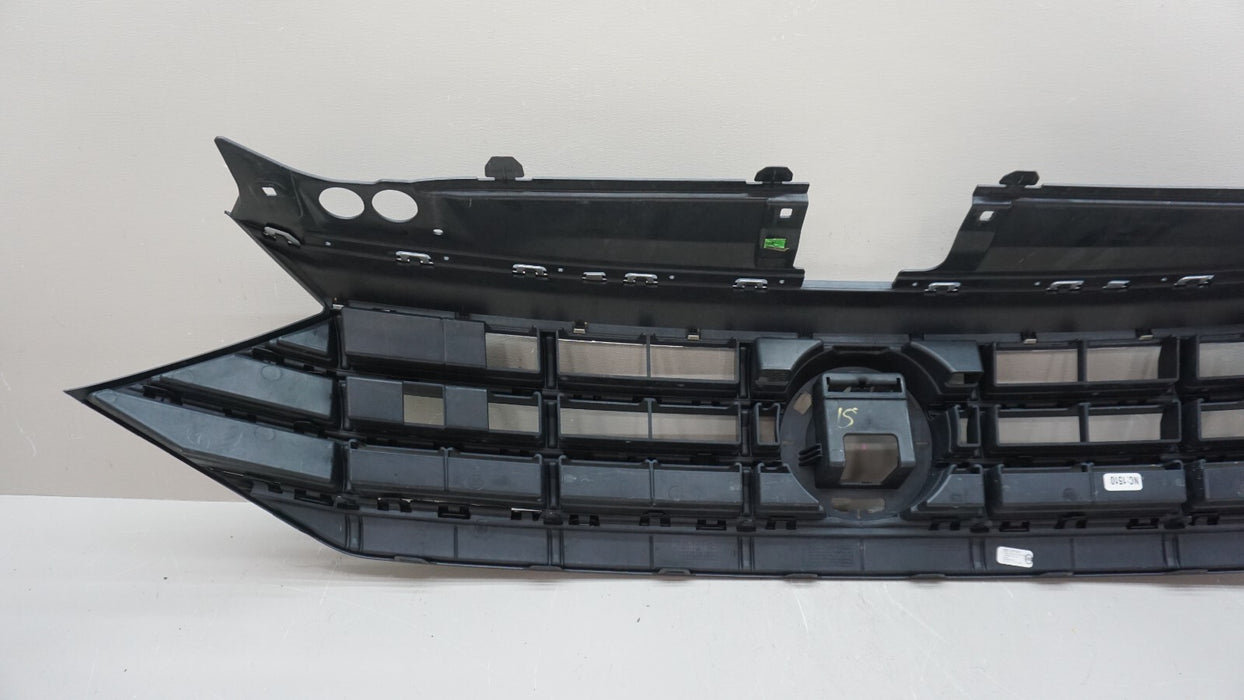 2019-2021 VOLKSWAGEN JETTA FRONT MAIN GRILLE 17A.853.653.E OEM 19 20 21