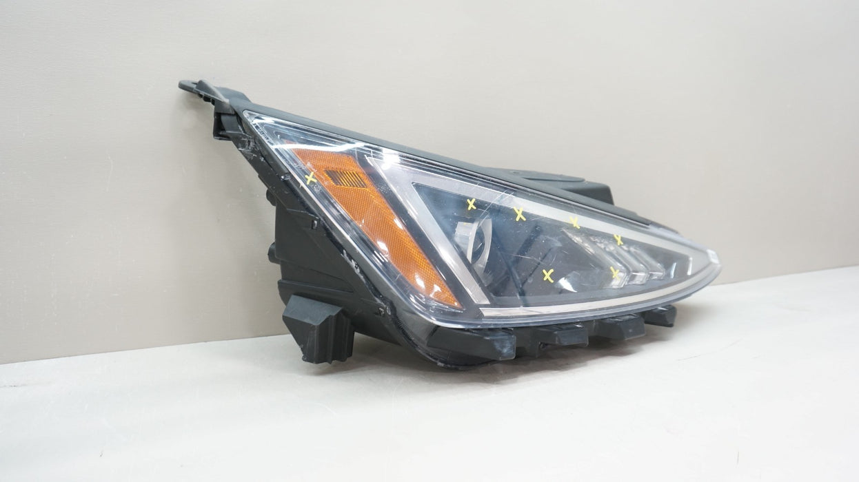 2019-2020 HYUNDAI ELANTRA FRONT RIGHT PASSENGER SIDE HALOGEN HEADLIGHT OEM