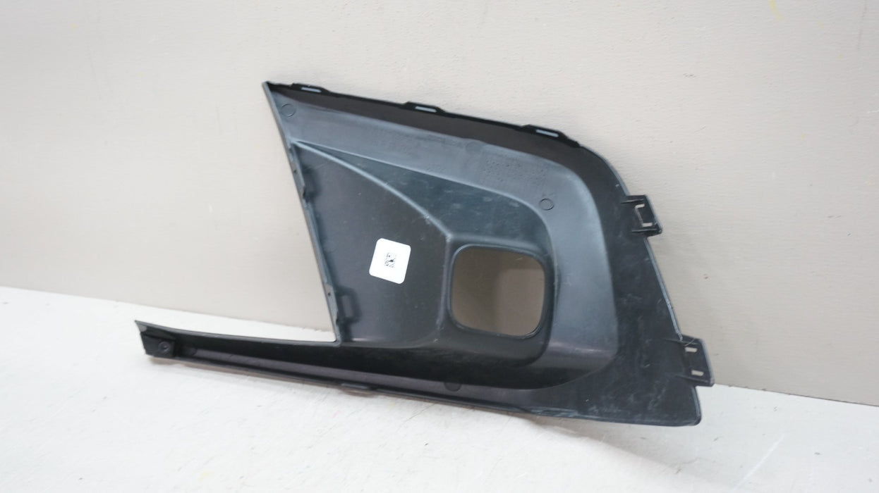 2022-2024 HONDA CIVIC FRONT RIGHT PASSENGER SIDE FOG LIGHT BEZEL 71141-T20-A1 OE