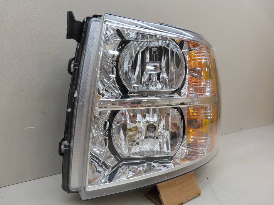 2007-2013 CHEVROLET SILVERADO 1500 FRONT LEFT DRIVER HEADLIGHT HALOGEN OEM