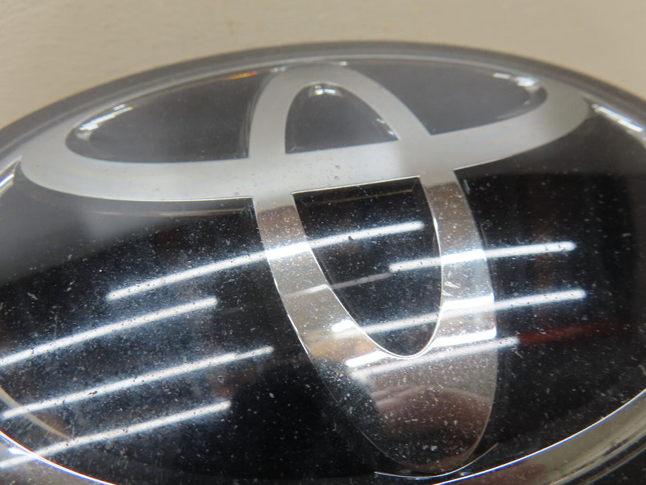 2020-2024 TOYOTA EMBLEM OEM