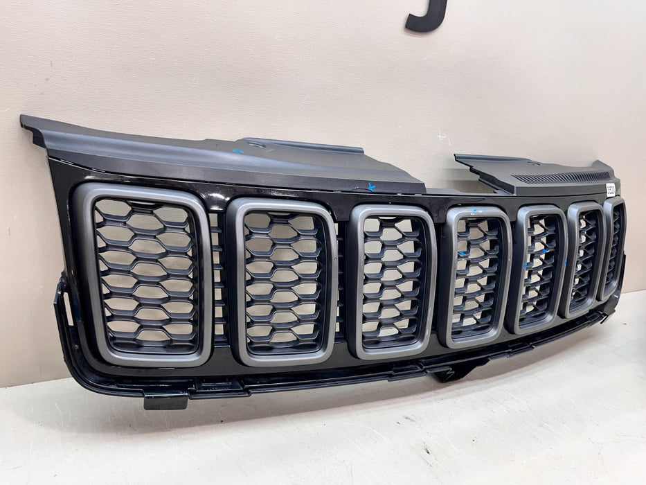 2016-2022 JEEP GRAND CHEROKEE FRONT GRILLE GRILL 68258419AC OEM