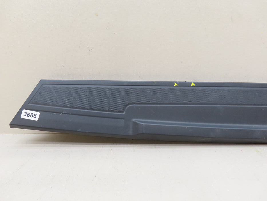 2019 2020 CHEVROLET GMC SILVERADO-SIERRA 1500 REAR UPPER TAILGATE MOLDING OEM