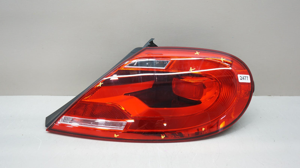2012-2016 VOLKSWAGEN BETTLE REAR RIGHT PASSENGER SIDE TAIL LIGHT OEM