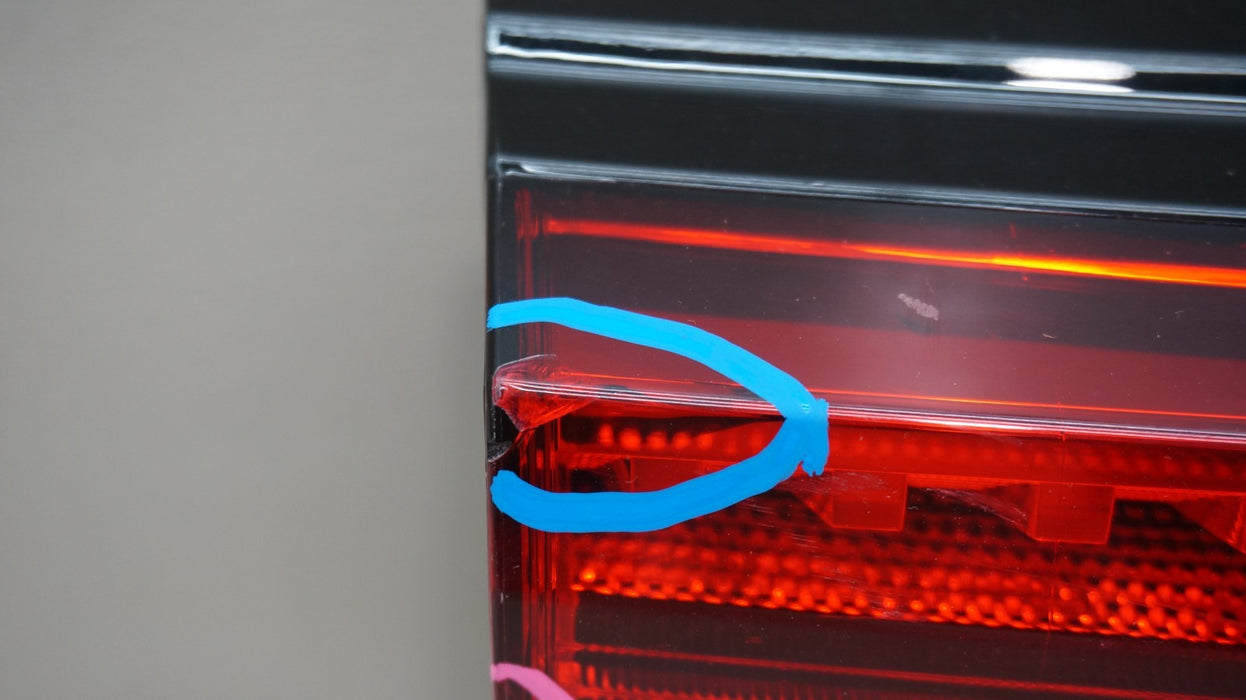 2019-2021 TOYOTA RAV4 REAR LH LEFT DRIVER SIDE INNER TAIL LIGHT OEM