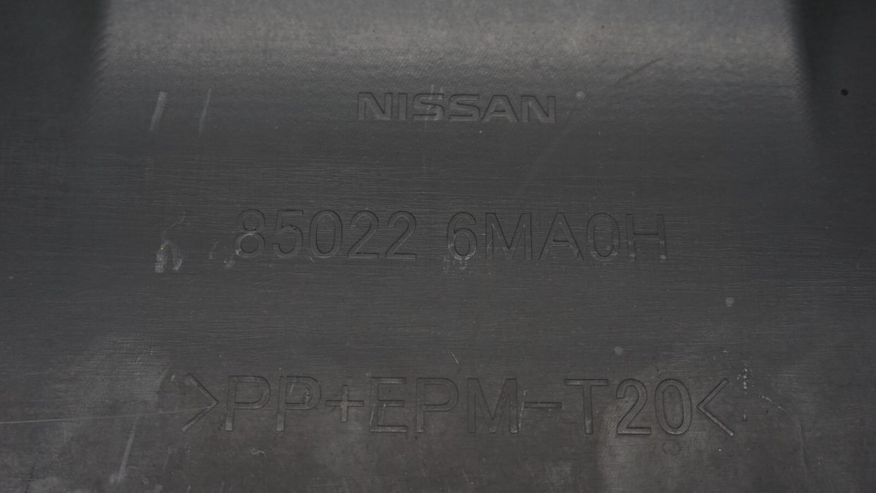 2017-2019 NISSAN ROGUE SPORT REAR BUMPER COVER 85022-6MA0H OEM 17 18 19