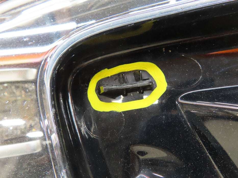 2008-2014 CADILLAC CTS FRONT LEFT DRIVER SIDE HEADLIGHT OEM
