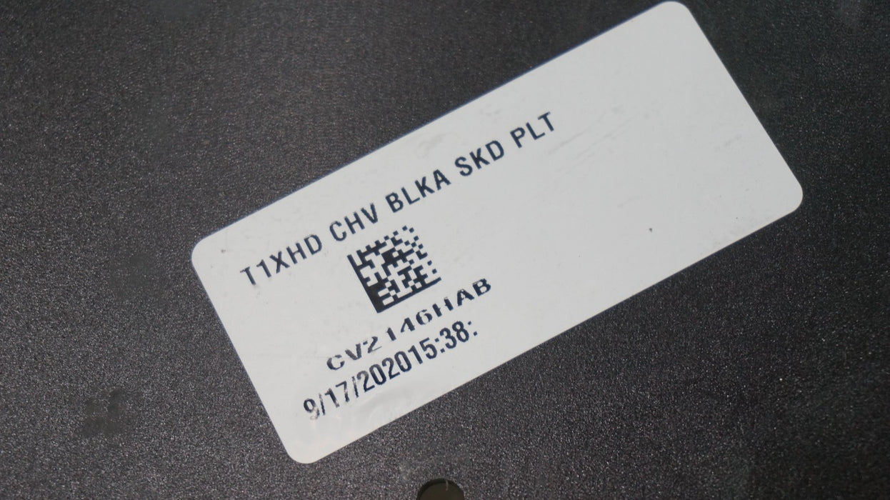 2020-2023 CHEVROLET SILVERADO 2500HD 3500HD FRONT LOWER SKID PLATE 84603322 OEM