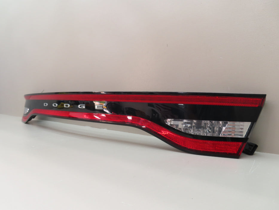 2013 2014 2015 2016 DODGE DART REAR CENTER TRUNK TAIL LIGHT LED OEM 68164500AD