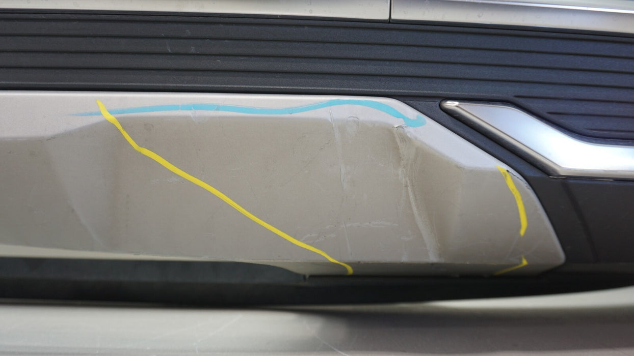 2020-2023 AUDI Q7 REAR BUMPER COVER MIDDLE AND LOWER VALANCE 4MO.807.527 OEM