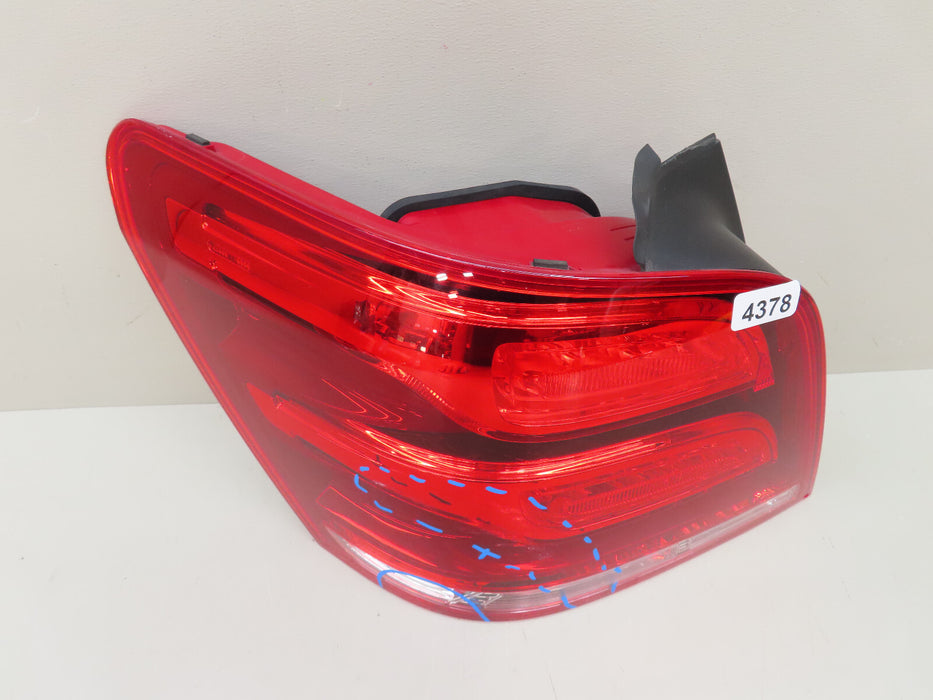 2013-2015 MERCEDES-BENZ GLK 250 REAR LEFT DRIVER SIDE TAIL LIGHT OEM A2049060357