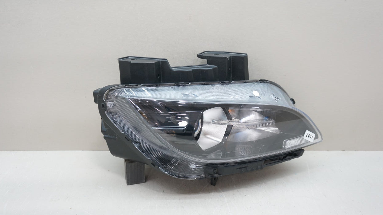 2022-2023 HYUNDAI KONA FRONT RIGHT SIDE HALOGEN HEADLIGHT OEM 92102J9520