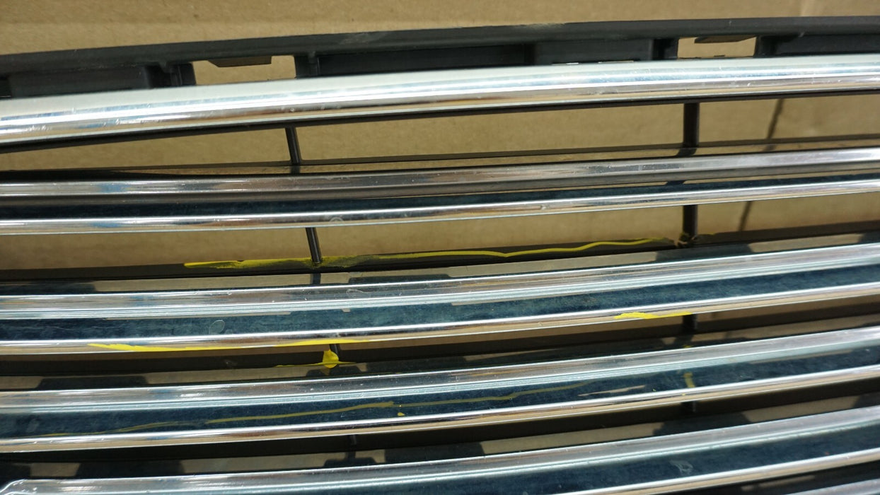 2017-2018 FORD FUSION FRONT BUMPER CENTER GRILL GRILLE OEM HS73-8150-AEW 17 18