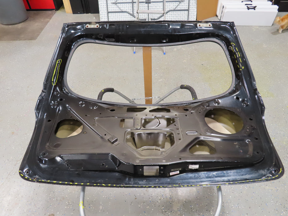 2008 2009 2010 2011 2012 2013 TOYOTA HIGHLANDER REAR TRUNK LIFTGATE SHELL OEM