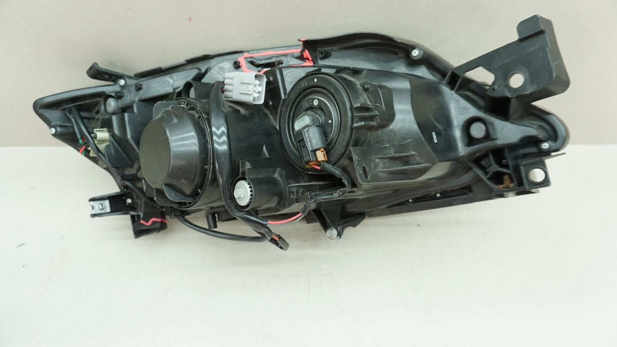 2008-2011 SUBARU IMPREZA FRONT LEFT DRIVERS HALOGEN HEADLIGHT OEM