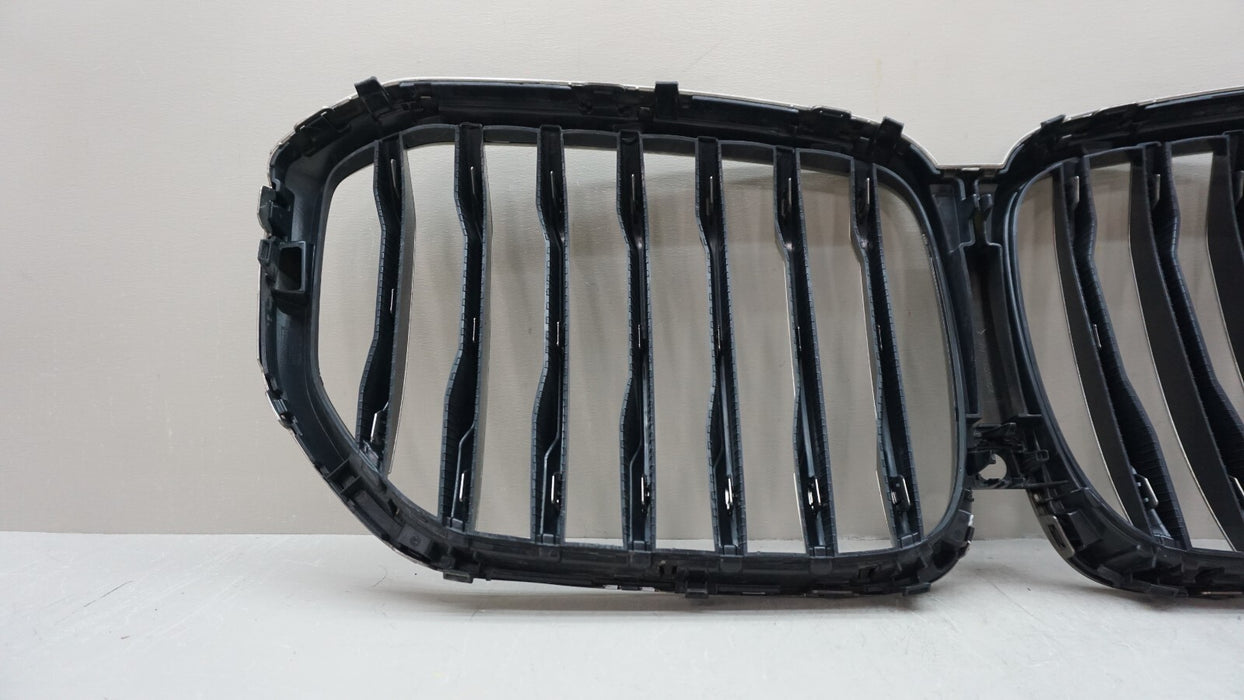 2019-2023 BMW X5 G05 FRONT RADIATOR GRILLE GRILL 7454887 OEM 19 20 21 22 23