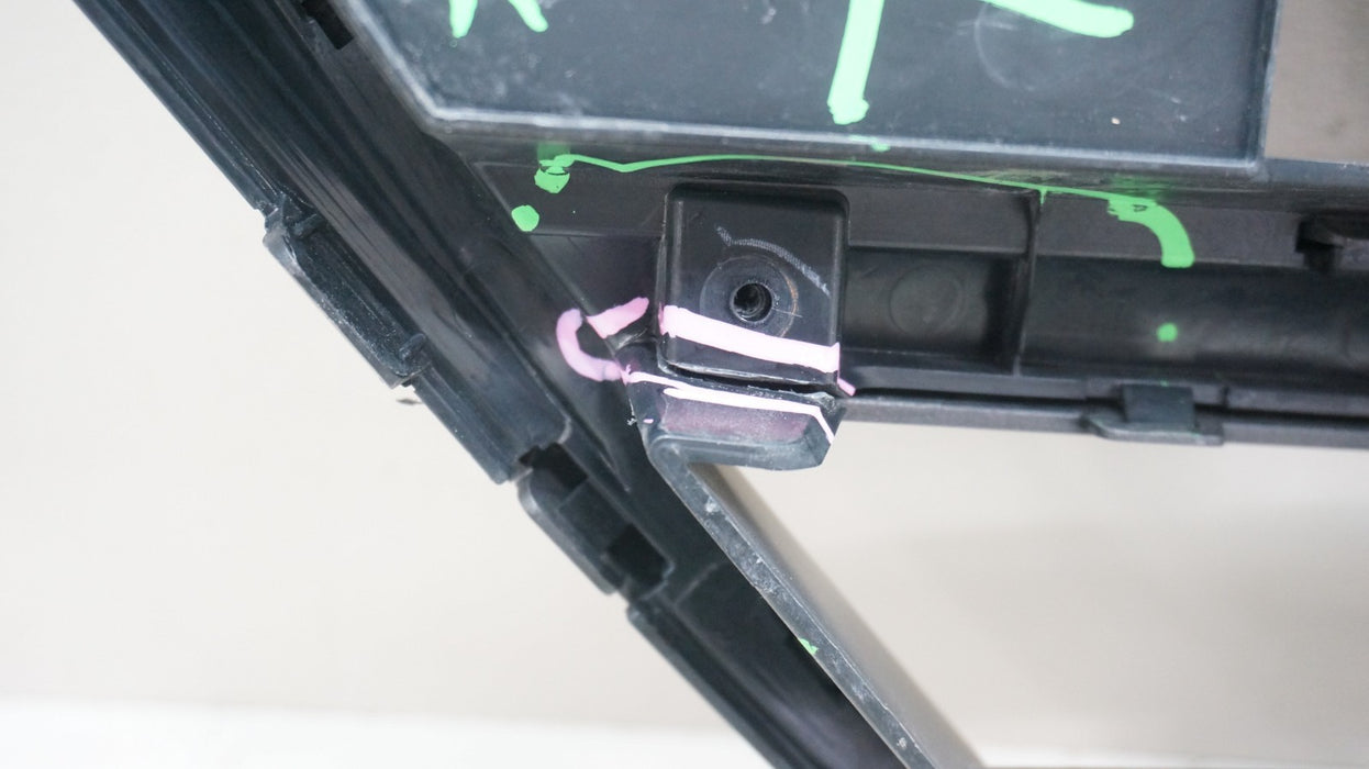 2016-2018 HYUNDAI TUCSON FRONT BUMPER RADIATOR GRILLE OEM 86351-D3000