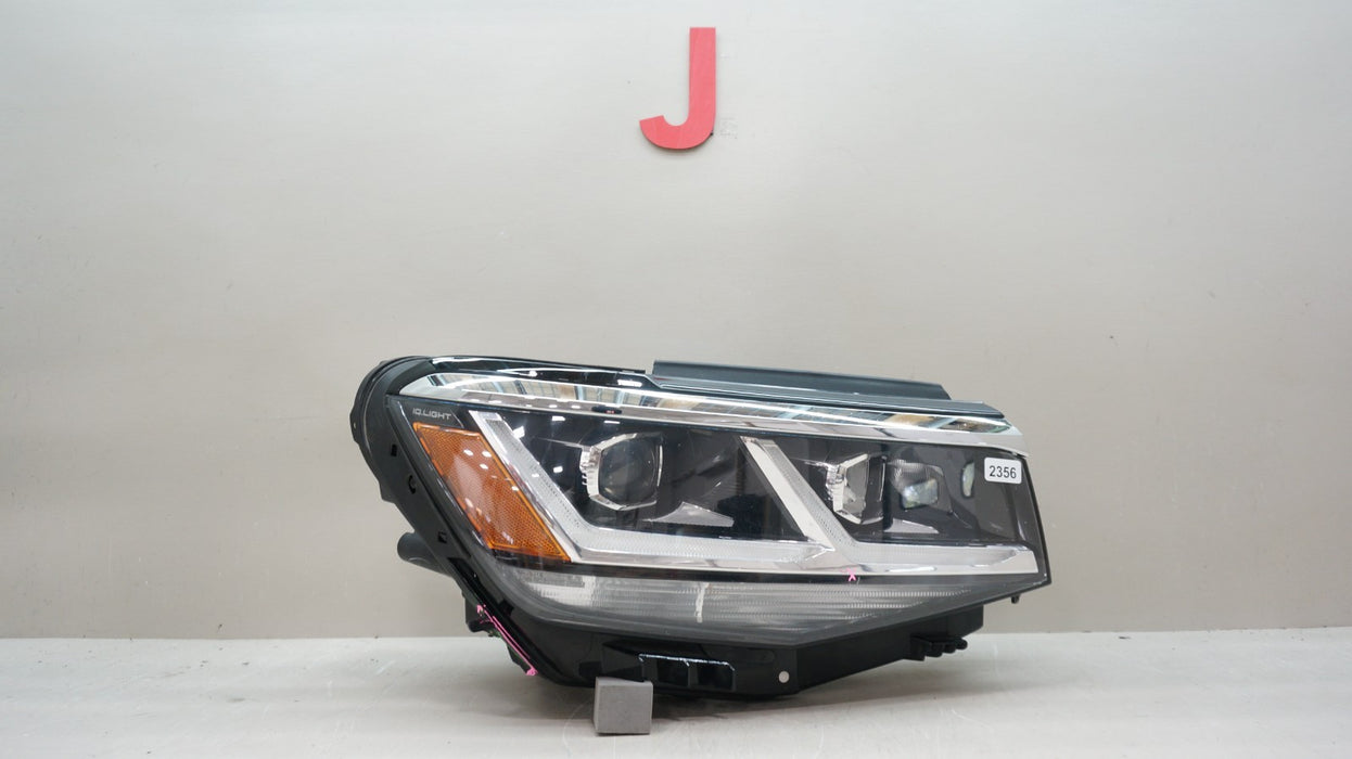 2020-2024 VOLKSWAGEN ATLAS CROSS FRONT RIGHT PASSENGER SIDE HEADLIGHT LED OEM