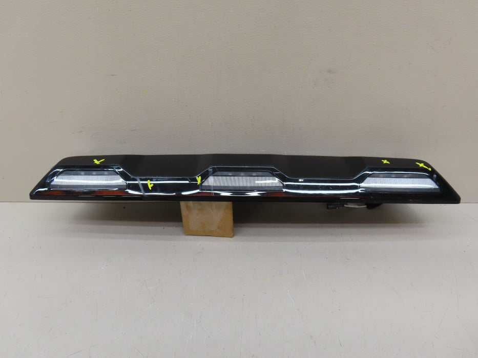 20-23 GMC SIERRA/CHEVY SILVERADO 2500/3500HD AMBER ROOF MARKER CLEARANCE LIGHT
