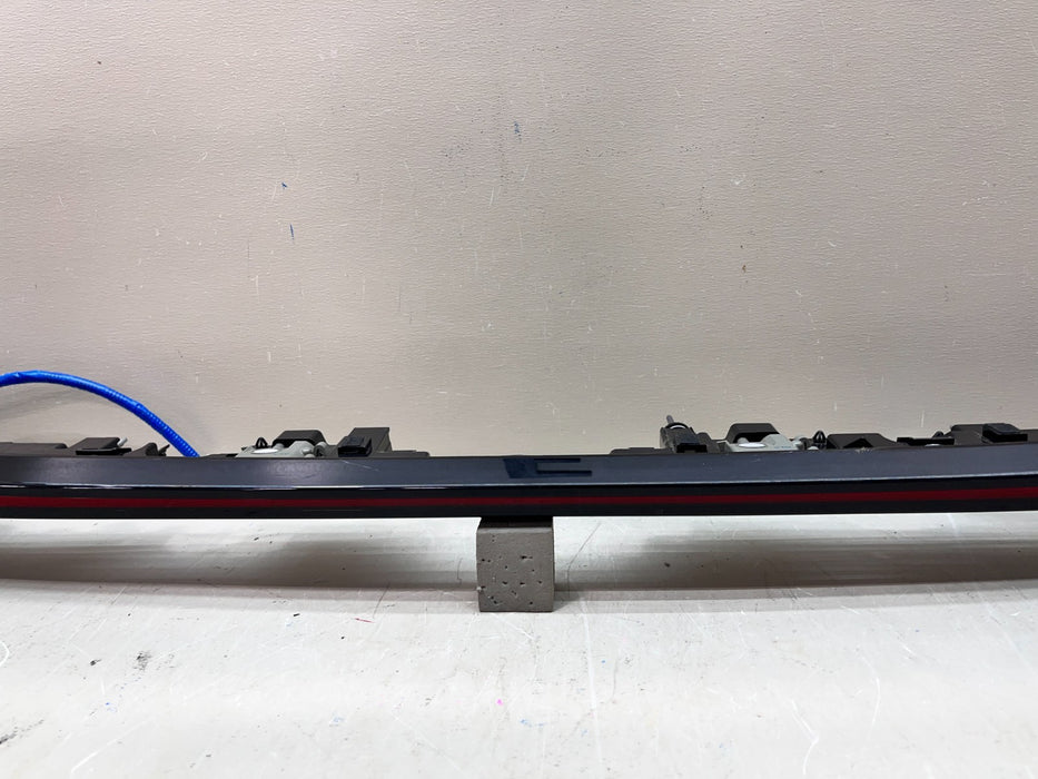 2021-2025 LEXUS IS300 IS350 IS500 CENTER TAIL LIGHT OEM 81580-53190