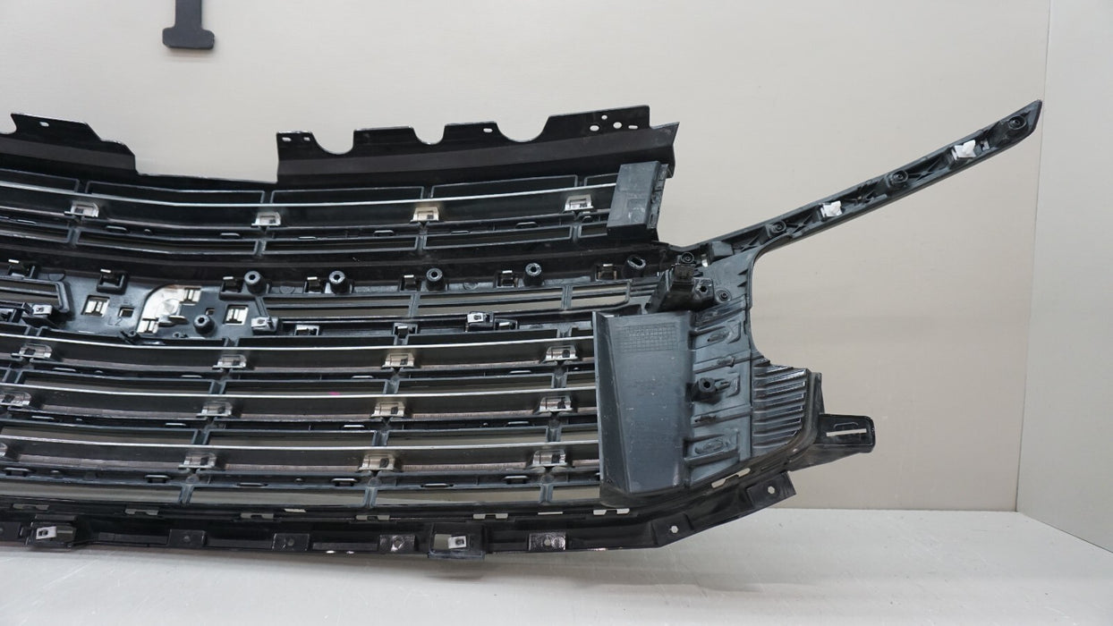 2021-2023 CHEVROLET TAHOE FRONT BUMPER RADIATOR GRILLE GRILL 84639387 OEM