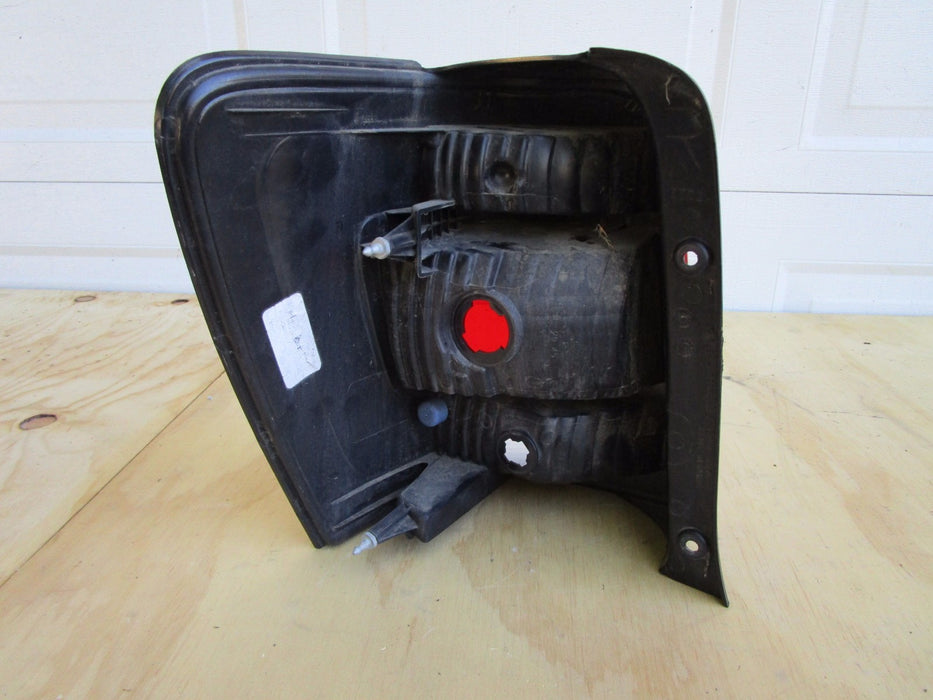 08 09 10 11 12 FORD ESCAPE RIGHT REAR TAIL LIGHT OEM
