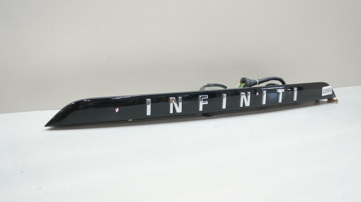 2019-2022 INFINITI QX50 REAR TRUNK LIFTGATE MOLDING W/ CAMERA OEM GG51003660
