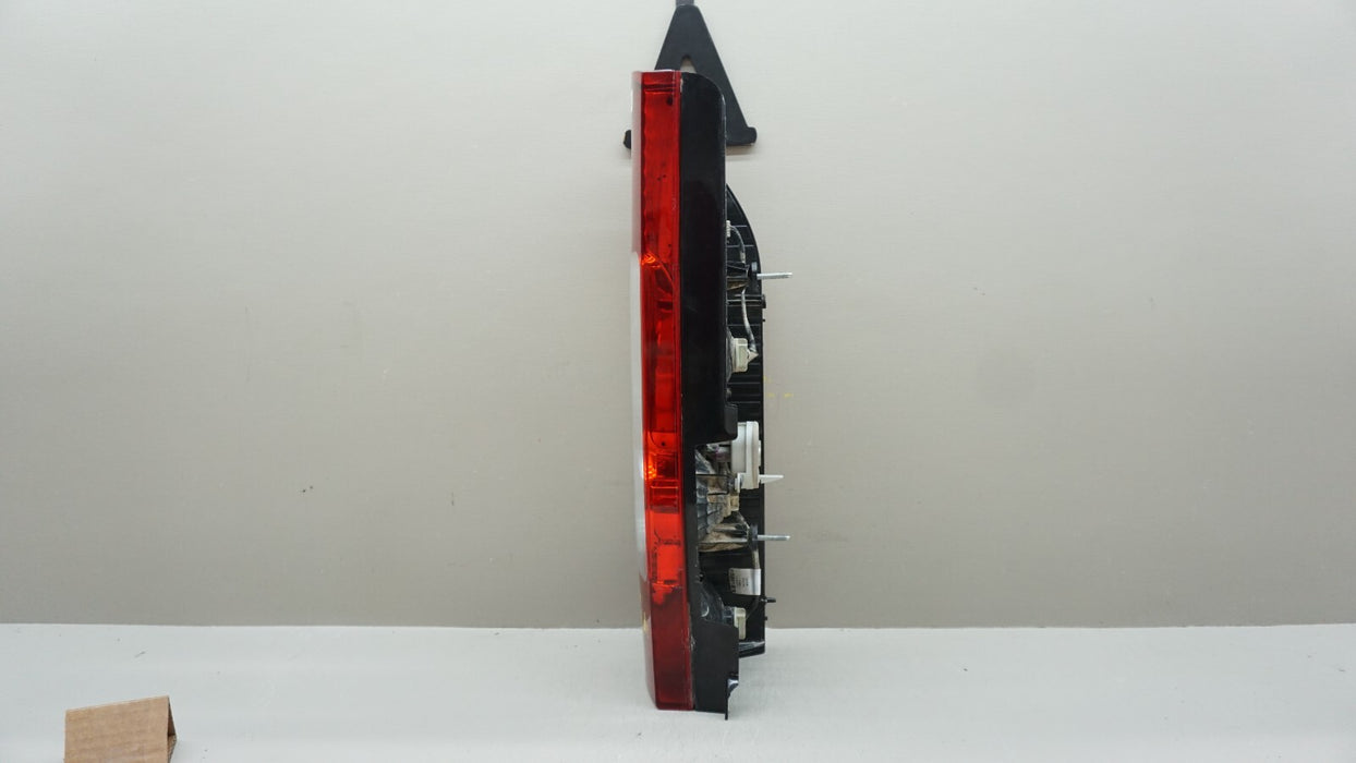 2014-2018 RAM PROMASTER 1500 2500 3500 REAR LEFT DRIVERS SIDE TAIL LIGHT OEM