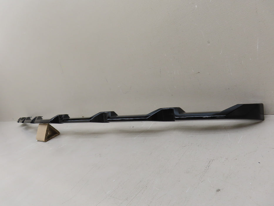 2022 2023 CHEVROLET SILVERADO 1500 FRONT GRILLE LOWER TRIM PIECE 06 OEM