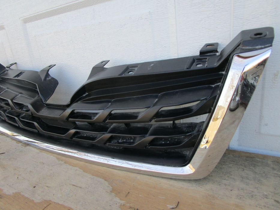 17 18 SUBARU FORESTER FRONT GRILL GRILLE OEM