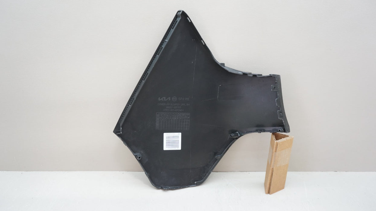 2024-2025 KIA SELTOS REAR RIGHT BUMPER END CAP PANEL OEM 86657-Q5700