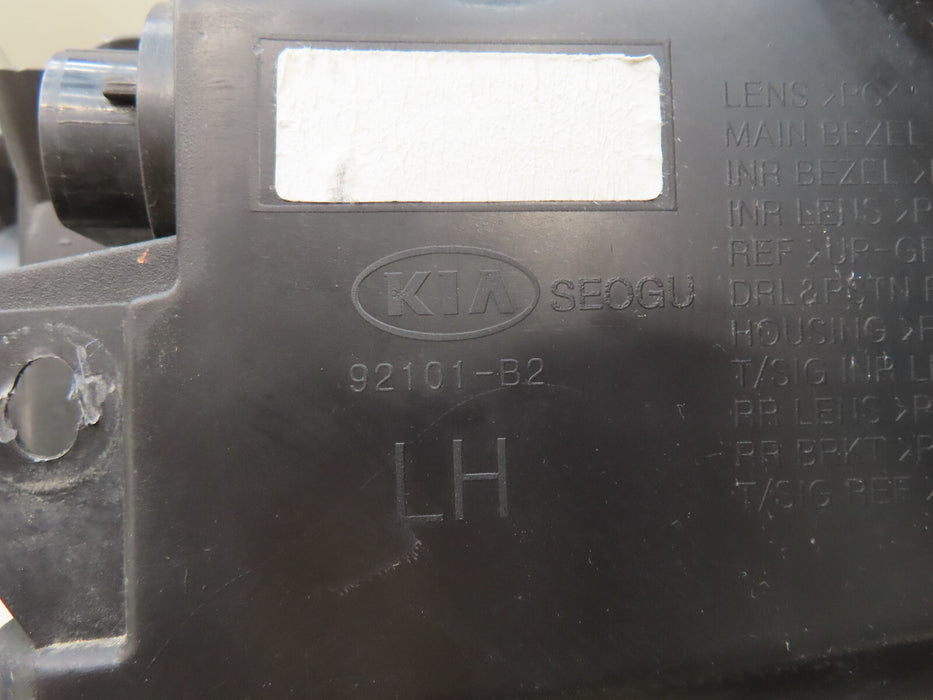 2014-2019 KIA SOUL FRONT LEFT DRIVER SIDE HEADLIGHT OEM 92101-B2