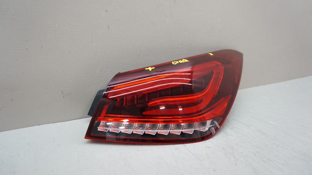 2020-2023 MERCEDES-BENZ CLA250 RH RIGHT PASSENGER LED TAIL LIGHT OEM