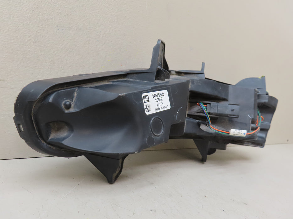 2019-2023 CHEVROLET MALIBU FRONT RIGHT PASSENGER SIDE FOG LIGHT OEM