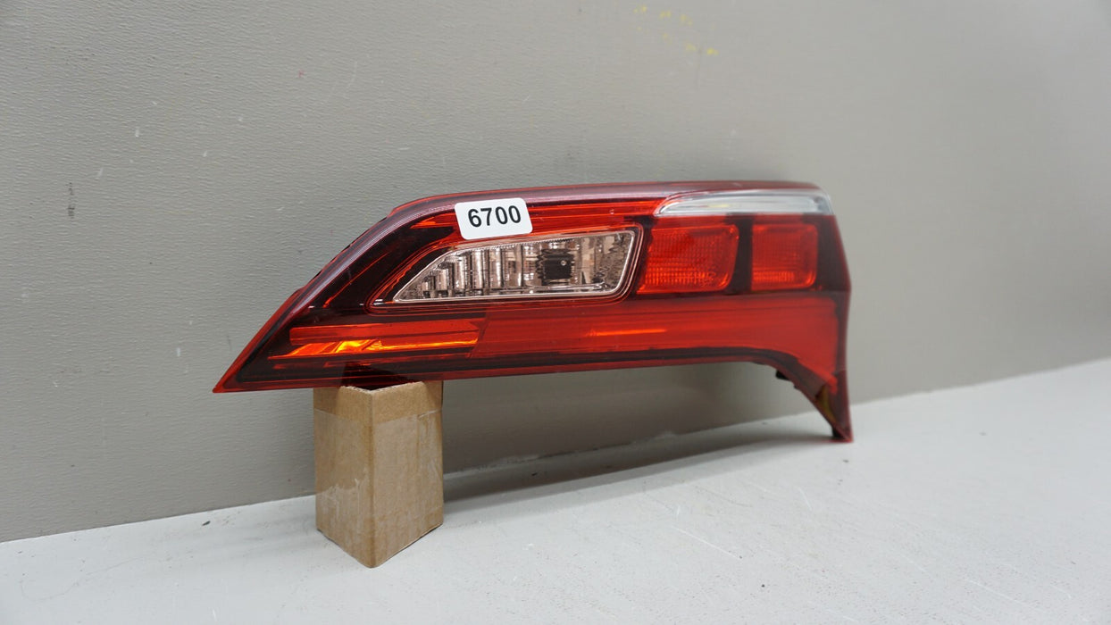 2016-2018 ACURA RDX REAR RIGHT PASSENGER SIDE INNER TAIL LIGHT OEM 16 17 18
