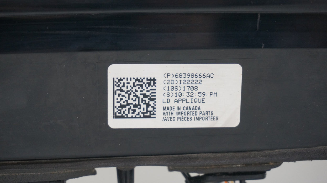 2015-2023 DODGE CHARGER REAR CENTER LED TAIL LIGHT OEM 68398666AC