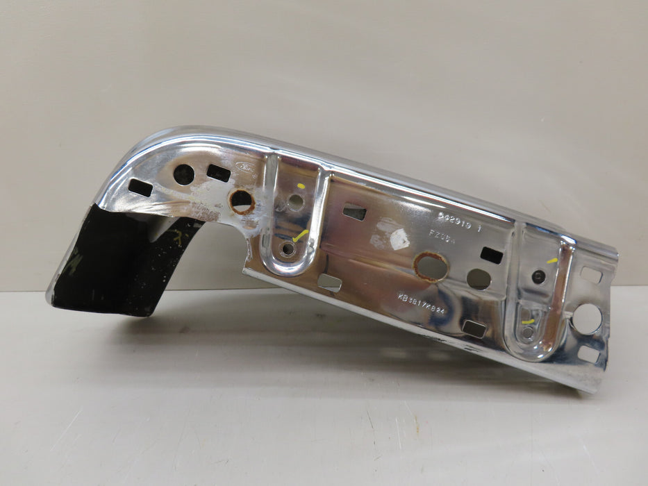 ..2019-2023 FORD RANGER REAR RIGHT PASSENGER SIDE BUMPER END CAP OEM