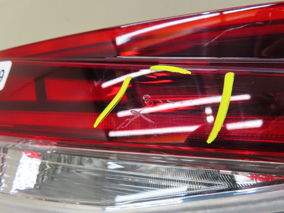 2021-2023 HYUNDAI ELANTRA REAR CENTER TAIL LIGHT BRAKE LAMP PANEL OEM 92409AA120