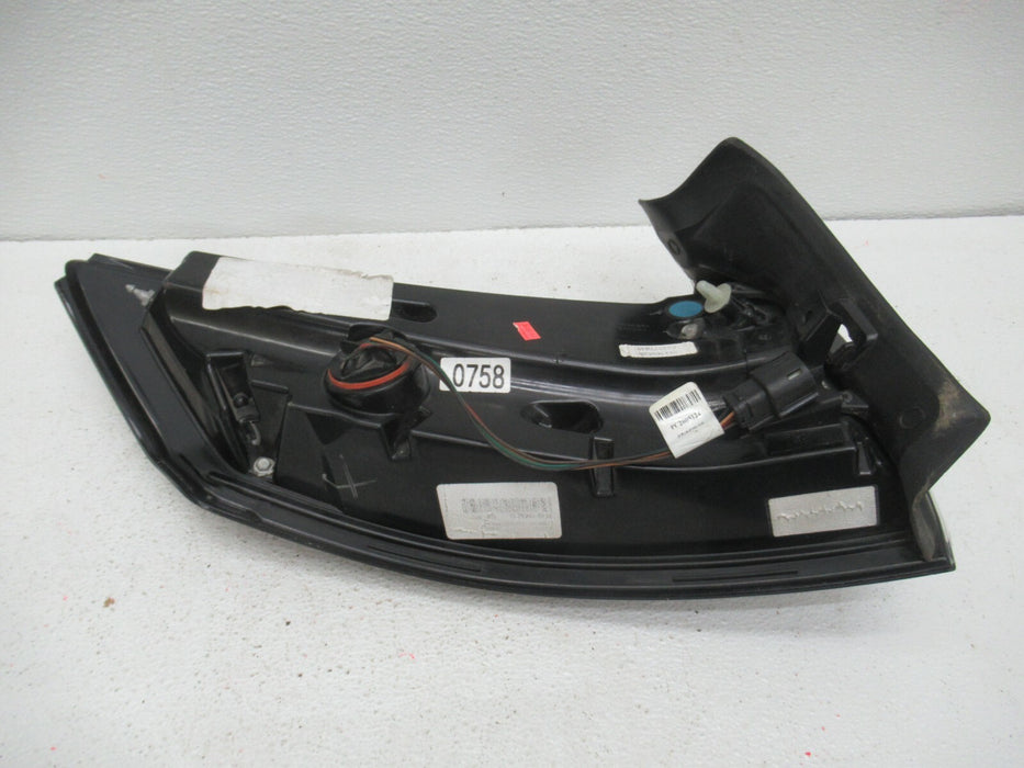 2015-2018 FORDE EDGE REAR RIGHT PASSENGER SIDE TAIL LIGHT BRAKE STOP LAMP OEM