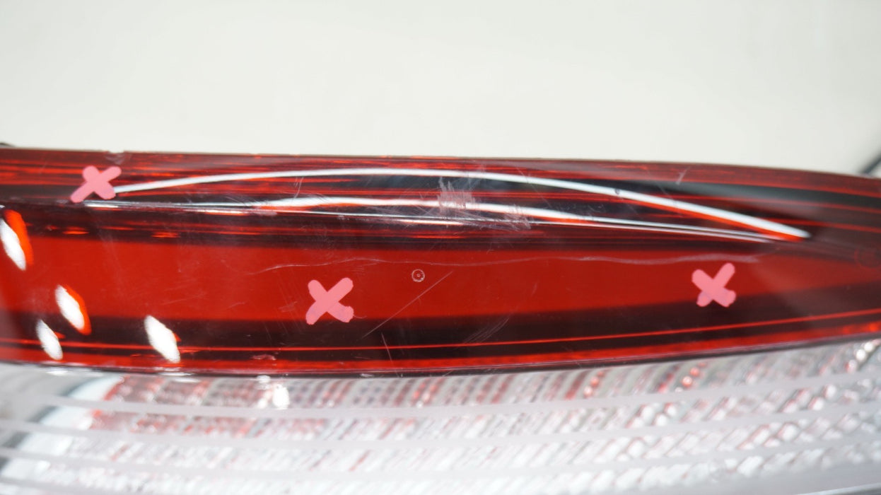 2020-2025 LINCOLN AVIATOR REAR RIGHT PASSENGER SIDE TAIL LIGHT OEM