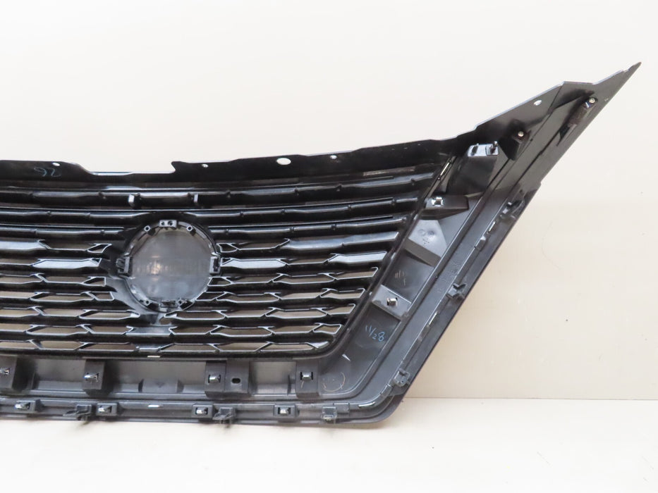 2021-2022 NISSAN ROGUE FRONT RADIATOR GRILLE GRILL W/ EMBLEM OEM 62310-6RA0B